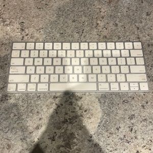 Apple Wireless Keyboard